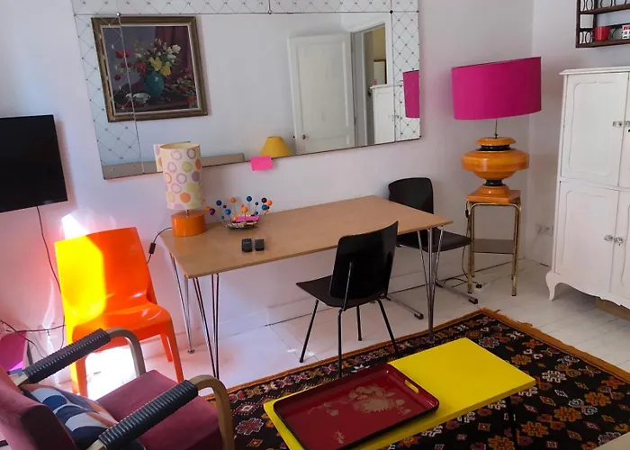 Charmante Escapade Au Coeur Des Batignolles